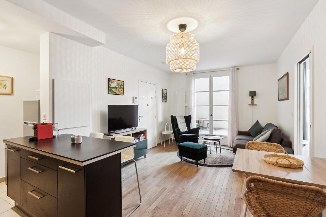 Le Montesquieu Apartment Versailles Exterior photo